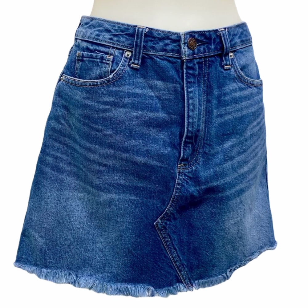 ABERCROMBIE & FITCH Raw Edge Blue Jean Skirt 28 Waist